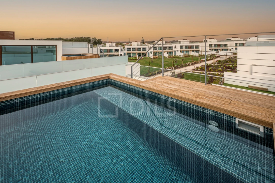 Apartamento T3 para Venda em Sines Foto 16
