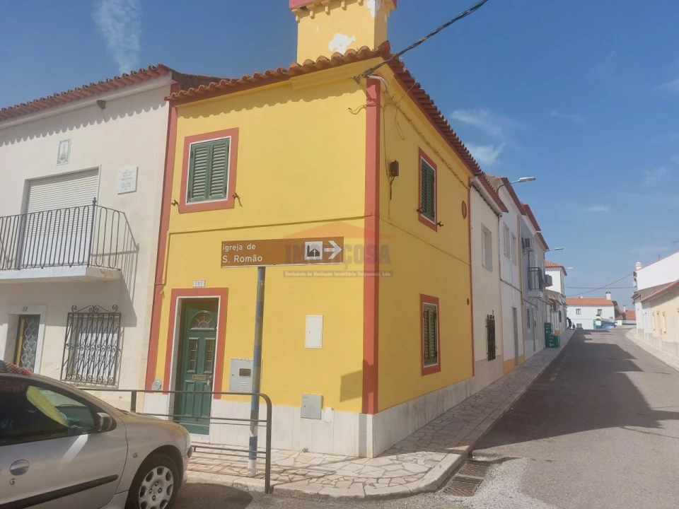 Moradia T1 para Venda em Ciladas Foto 1
