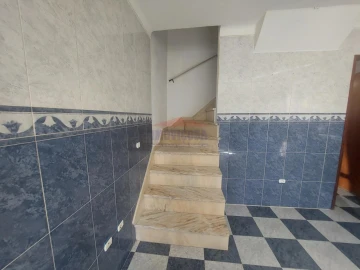 Moradia T1 para Venda em Ciladas