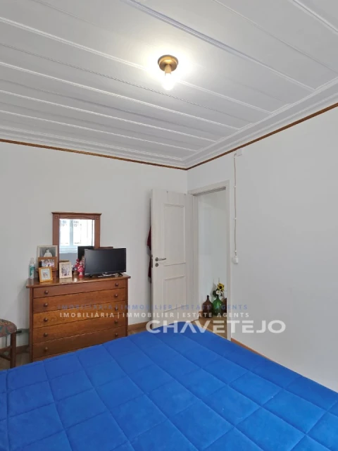 Prédio para Venda em São João Baptista e Santa Maria dos Olivais