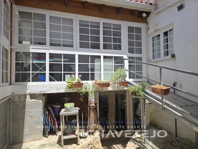 Prédio para Venda em São João Baptista e Santa Maria dos Olivais Foto 44