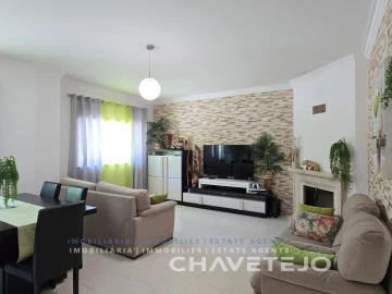 Apartamento T2 para Venda em São João Baptista e Santa Maria dos Olivais