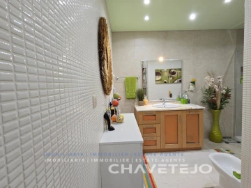 Apartamento T2 para Venda em São João Baptista e Santa Maria dos Olivais