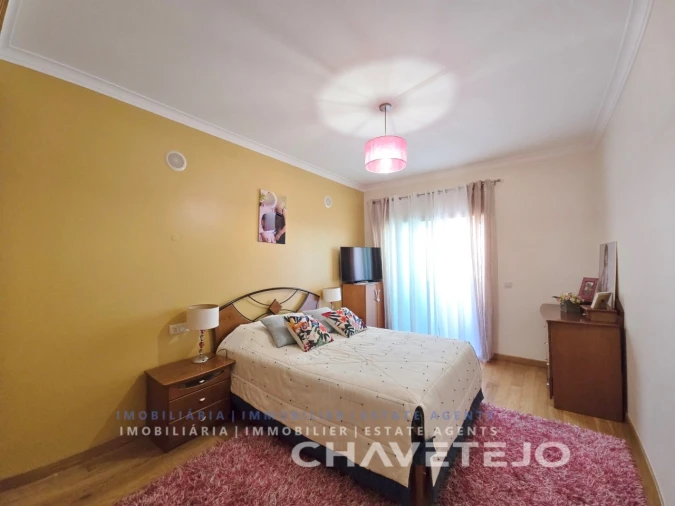 Apartamento T2 para Venda em São João Baptista e Santa Maria dos Olivais Foto 12