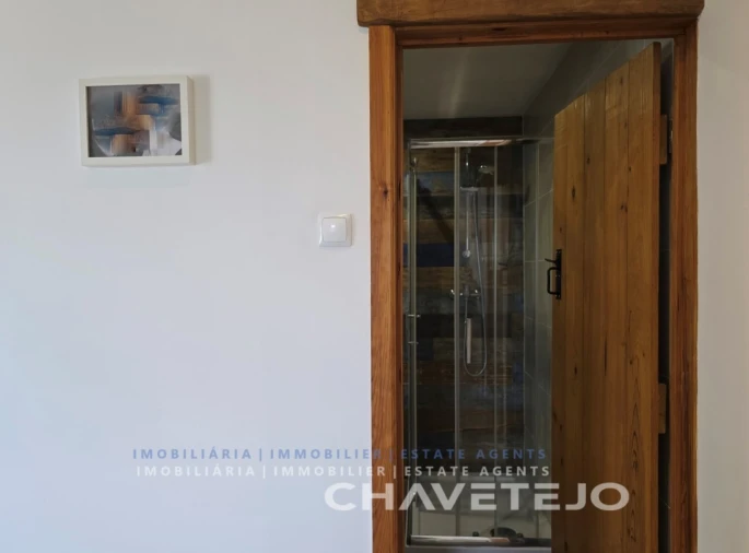 Moradia T3 para Venda em Casais e Alviobeira Foto 18