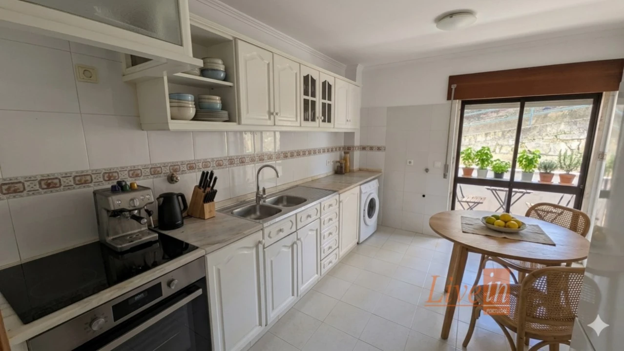 Apartamento T2 para Venda em Algueirão-Mem Martins Foto 3