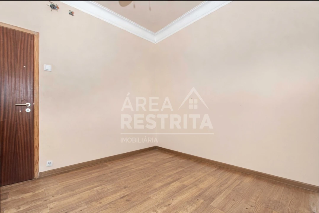 Apartamento T2 para Venda em Penha de França Foto 11