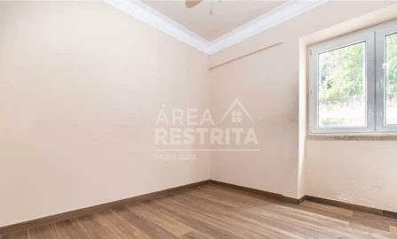 Apartamento T2 para Venda em Penha de França