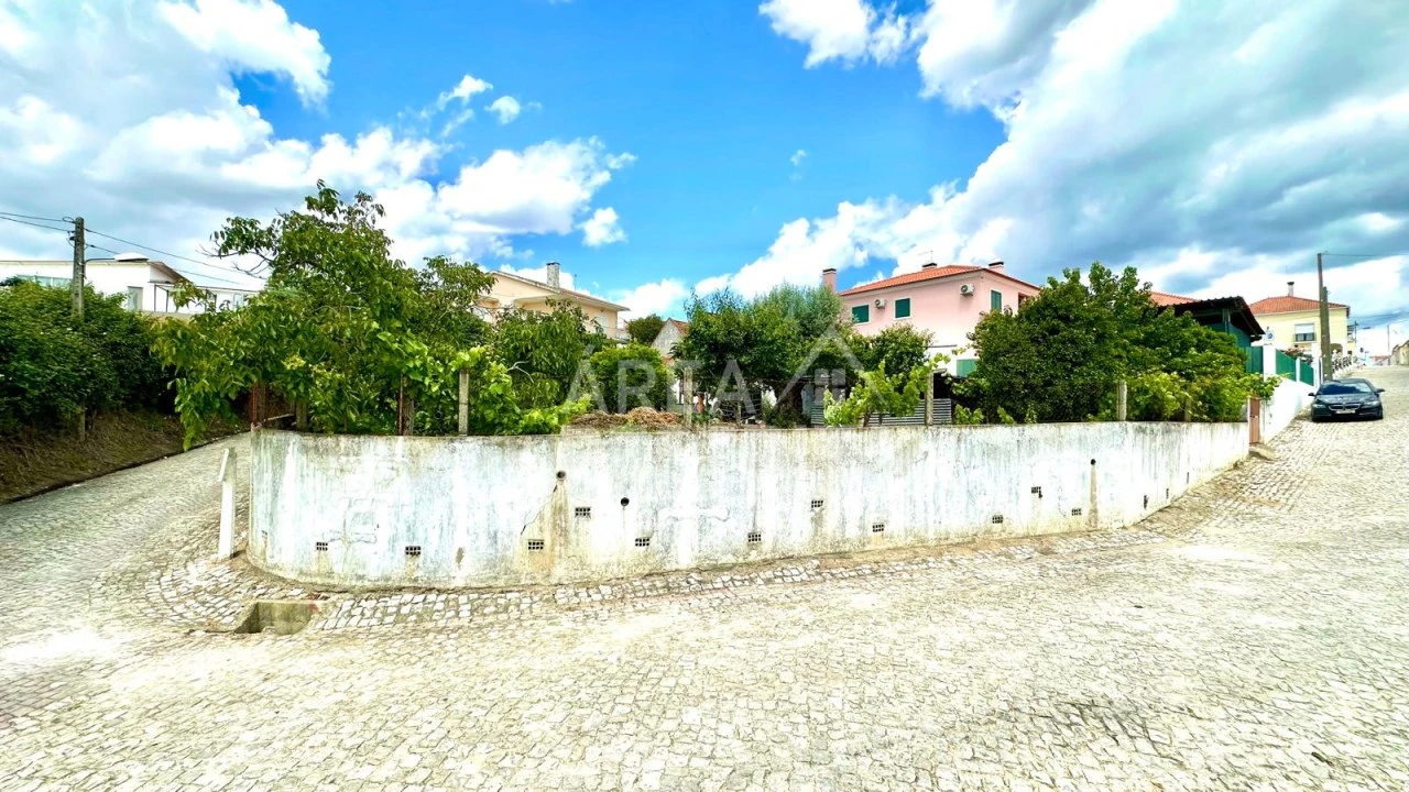 Moradia T3 para Venda em Canha Foto 39