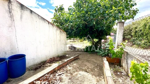 Moradia T3 para Venda em Canha