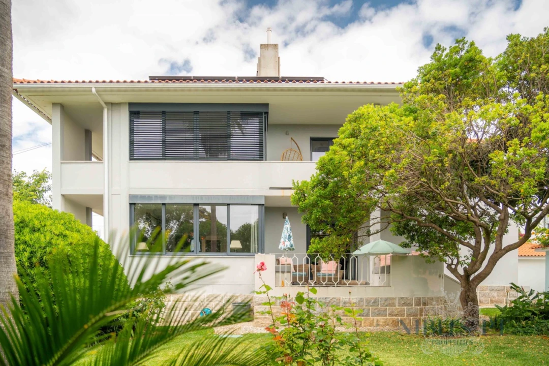 Moradia T4 para Venda em Carcavelos e Parede Foto 1
