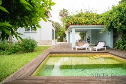 Moradia T4 para Venda em Carcavelos e Parede