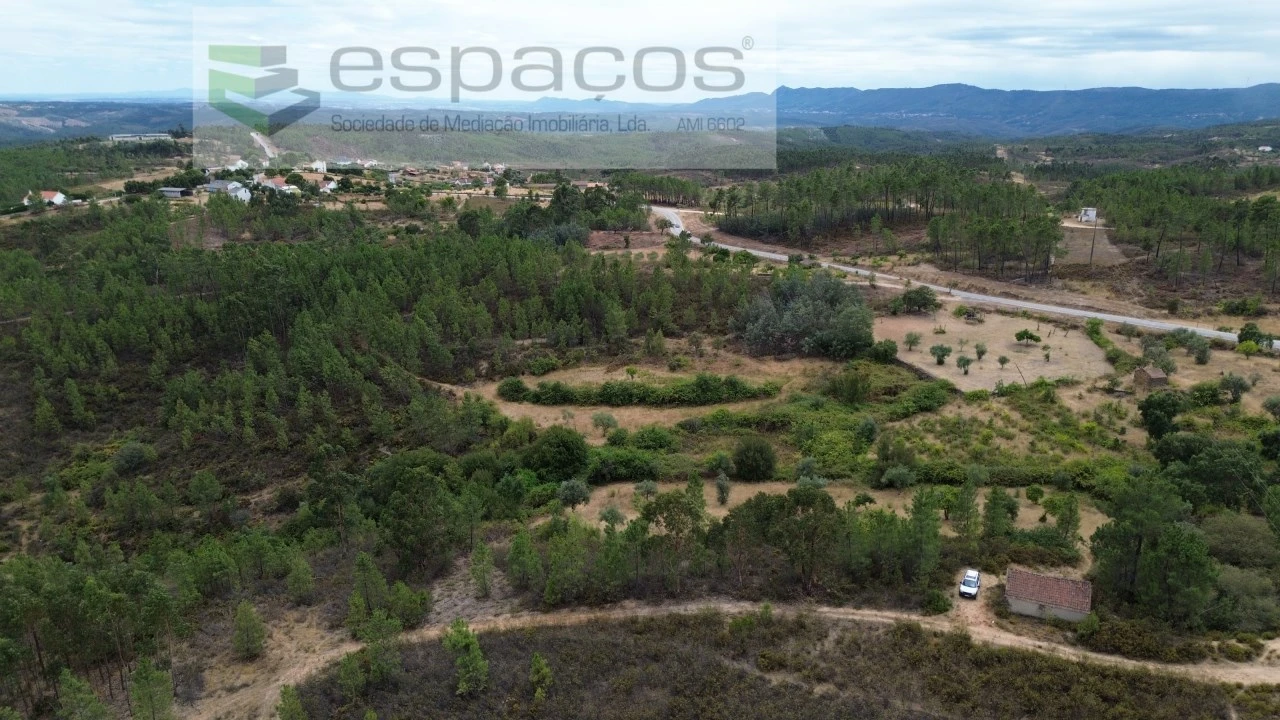Terreno para Venda em Santo Andre das Tojeiras Foto 2
