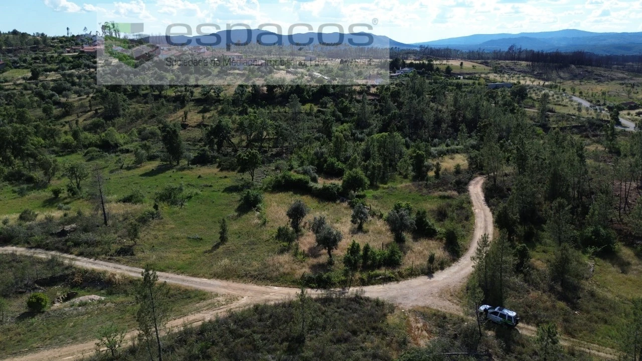Terreno para Venda em Santo Andre das Tojeiras Foto 1