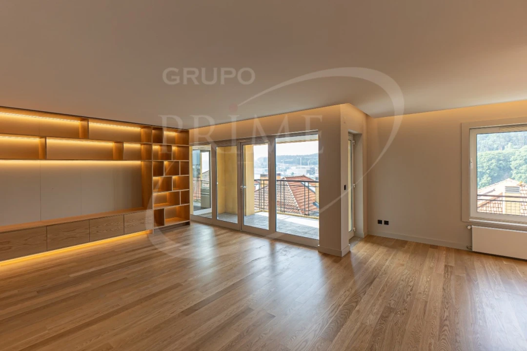 Apartamento T3 para Venda em Lordelo do Ouro e Massarelos Foto 6