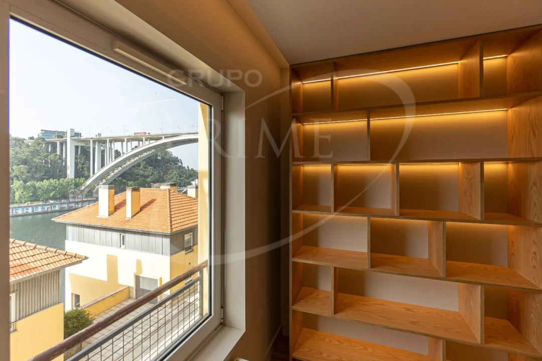 Apartamento T3 para Venda em Lordelo do Ouro e Massarelos Foto 12