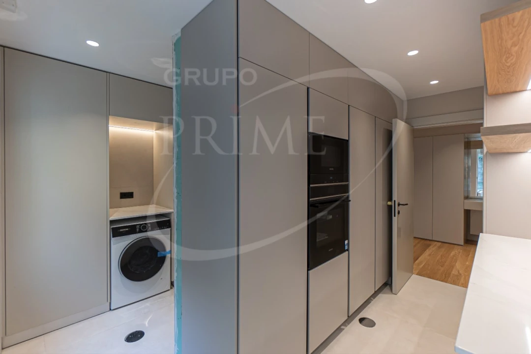 Apartamento T3 para Venda em Lordelo do Ouro e Massarelos Foto 42