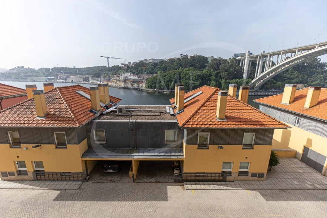 Apartamento T3 para Venda em Lordelo do Ouro e Massarelos Foto 46