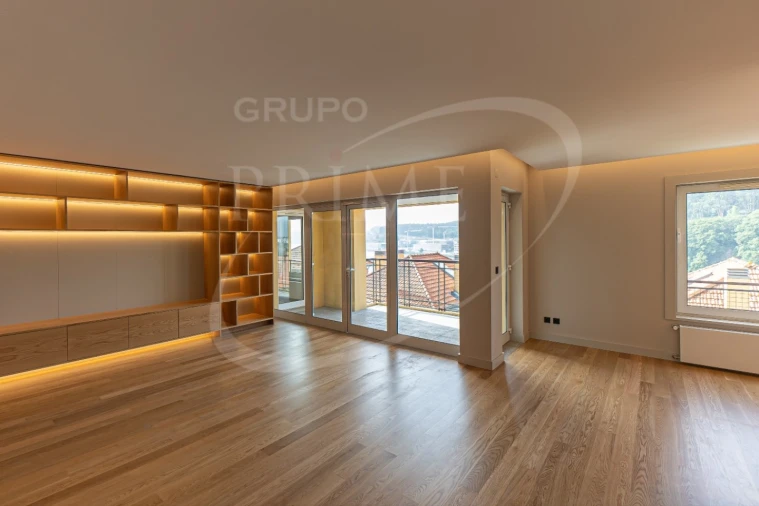 Apartamento T3 para Venda em Lordelo do Ouro e Massarelos Foto 6