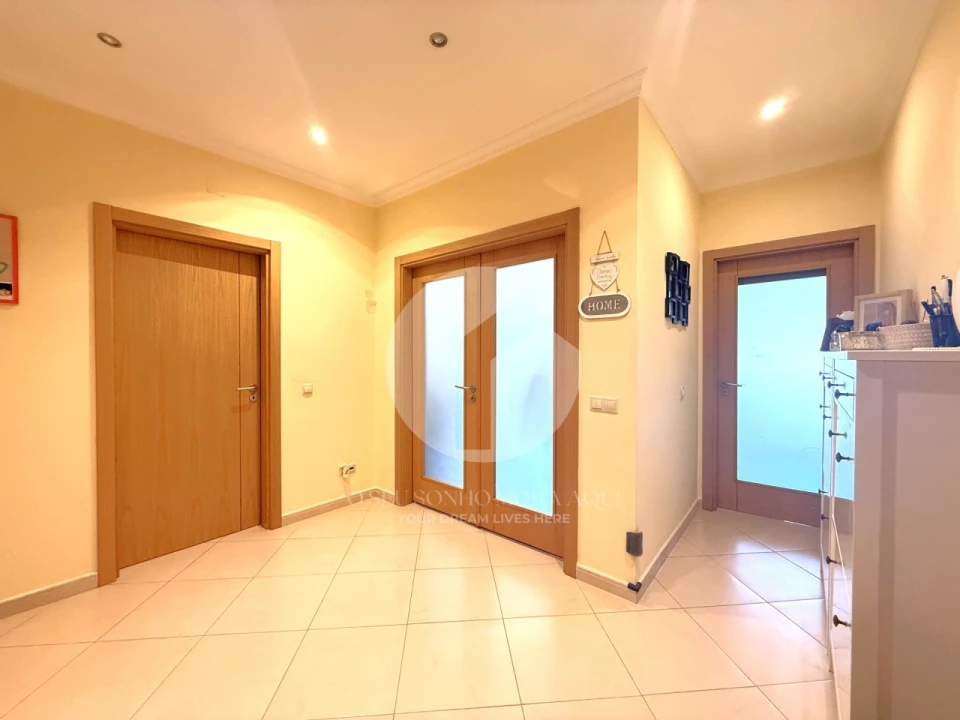 Apartamento T2 para Venda em Olhão Foto 11