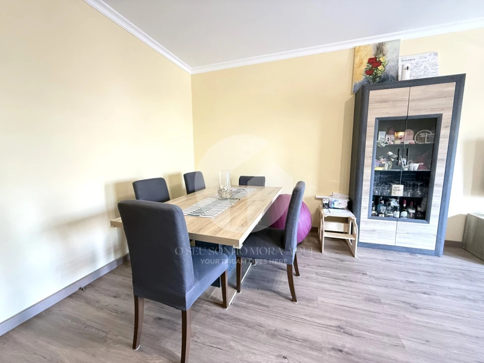 Apartamento T2 para Venda em Olhão Foto 3