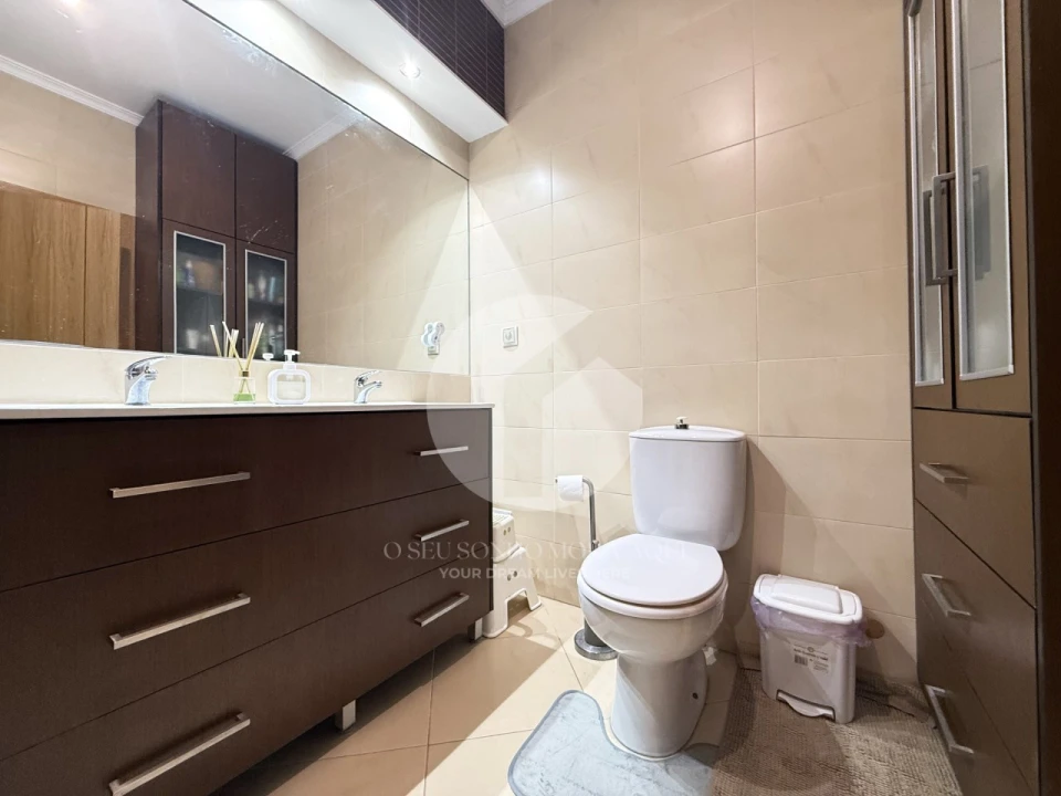 Apartamento T2 para Venda em Olhão Foto 23