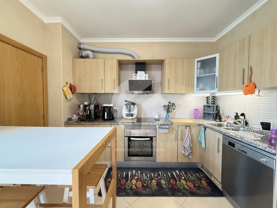 Apartamento T2 para Venda em Olhão Foto 7