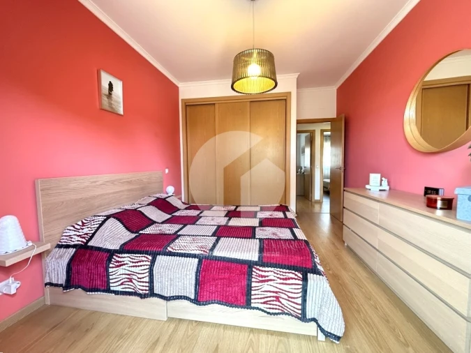 Apartamento T2 para Venda em Olhão Foto 15