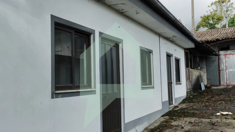 Moradia T2 para Venda em Abade de Neiva