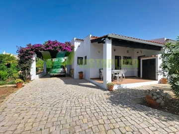Moradia T3 para Venda em Portimão