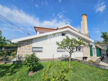 Moradia T4 para Venda em Afife