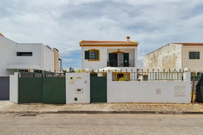 Moradia para Venda em Setubal (São Sebastião)
