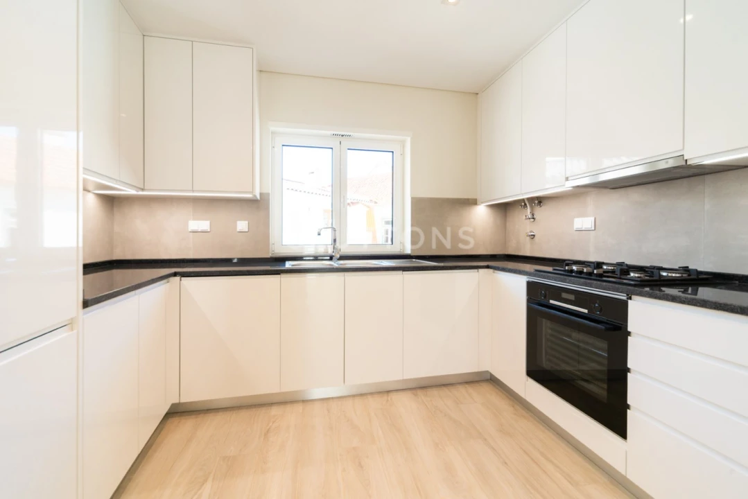 Apartamento T1 para Venda em Cascais e Estoril Foto 6