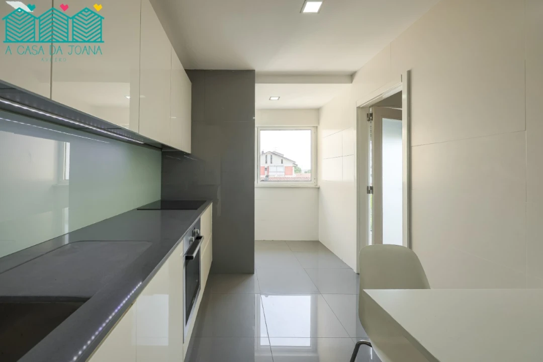 Apartamento T2 para Venda em Aradas Foto 3
