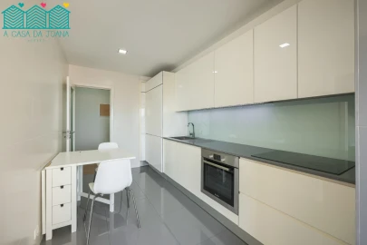 Apartamento T2 para Venda em Aradas