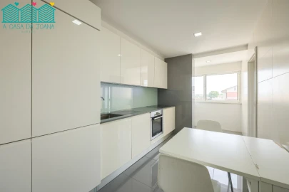Apartamento T2 para Venda em Aradas
