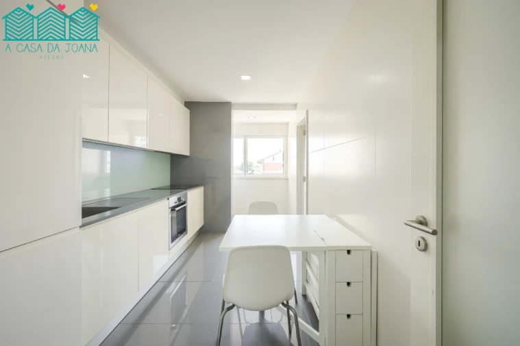 Apartamento T2 para Venda em Aradas Foto 5