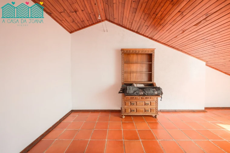 Apartamento T2 para Venda em Aradas Foto 32