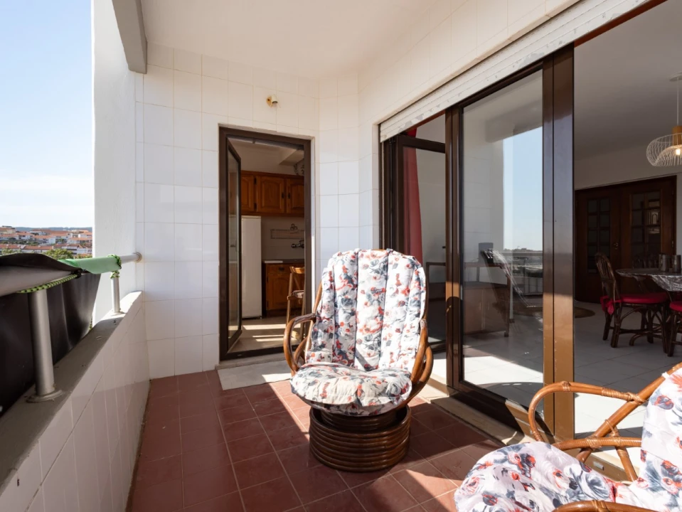 Apartamento T1 para Venda em Buarcos Foto 15