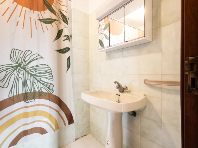 Apartamento T1 para Venda em Buarcos Foto 6