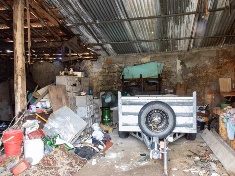 Armazém para Venda em Portunhos e Outil Foto 4