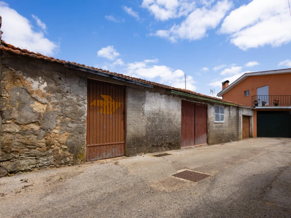 Armazém para Venda em Portunhos e Outil Foto 11