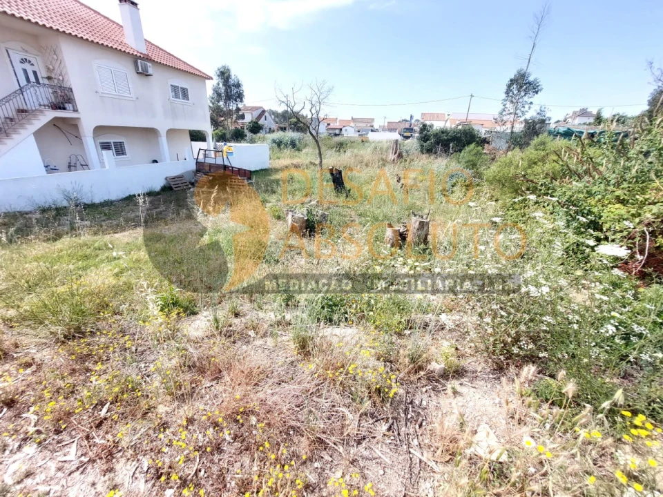 Terreno Agricola ou Rústico para Venda em Corroios Foto 2