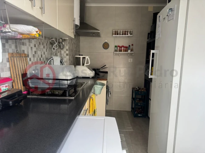 Apartamento T4 para Venda em Laranjeiro e Feijó Foto 7