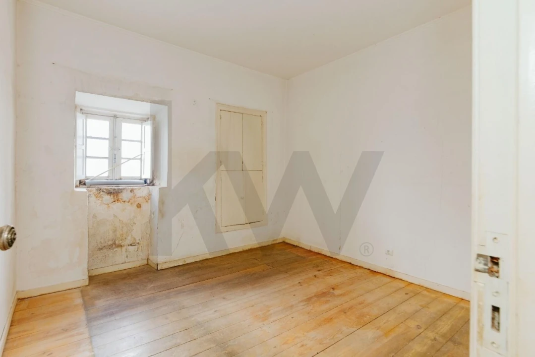 Apartamento T2 para Venda em Santa Maria Maior Foto 2