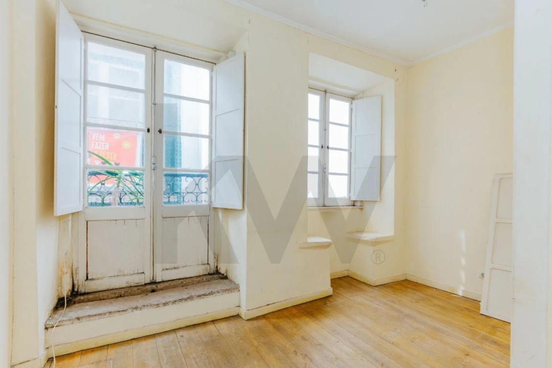 Apartamento T2 para Venda em Santa Maria Maior Foto 10