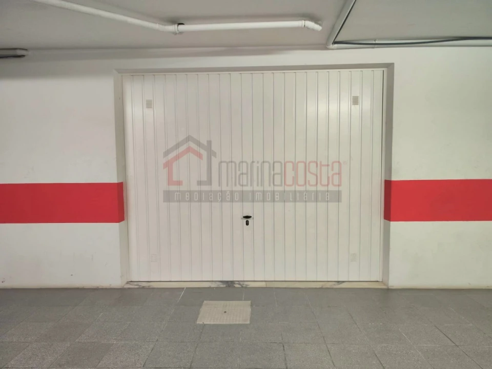 Apartamento T4 para Venda em Peniche Foto 12