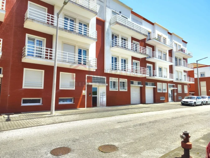 Apartamento T4 para Venda em Peniche Foto 3