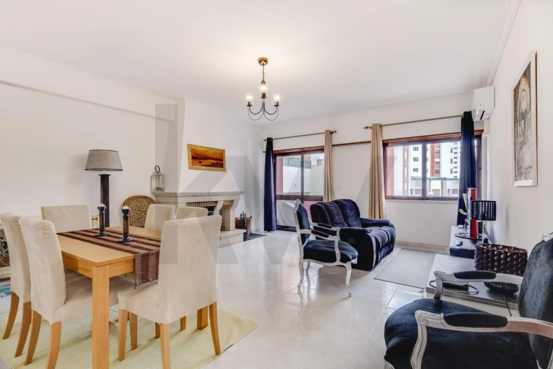 Apartamento T3 para Venda em Carnide Foto 13