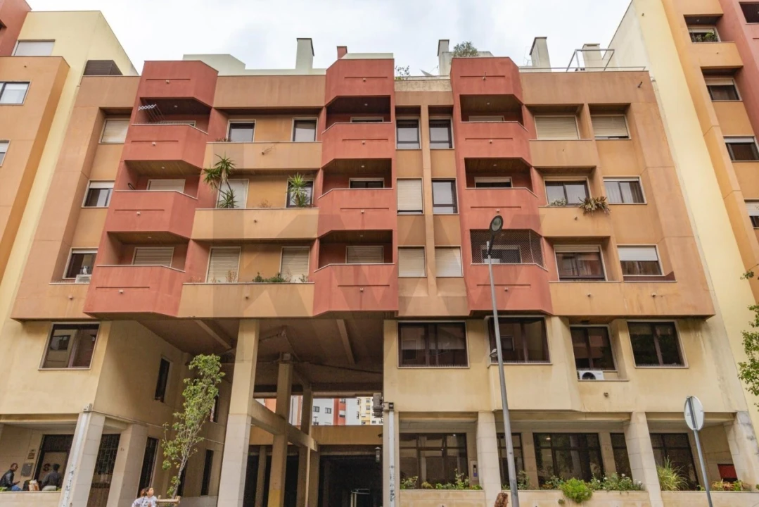 Apartamento T3 para Venda em Carnide Foto 26